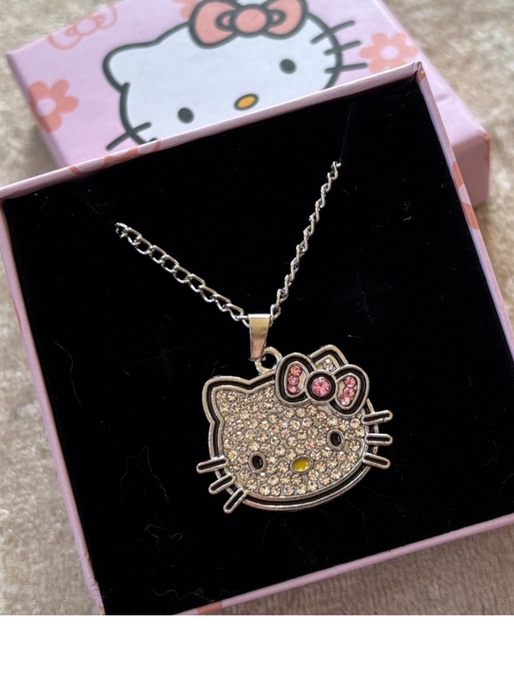 Hello Kitty Silver Tone Chain Cubic Zirconia Crystal Pendant Necklace with Box